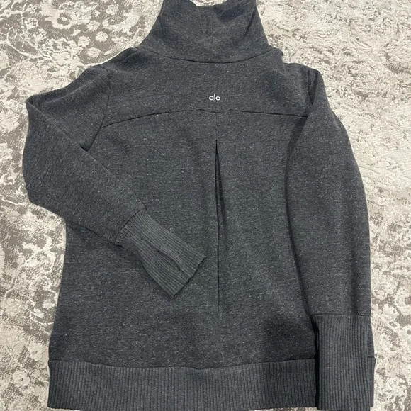 Alo Yoga Haze Pullover Sweatshirt - Picture 2 of 5